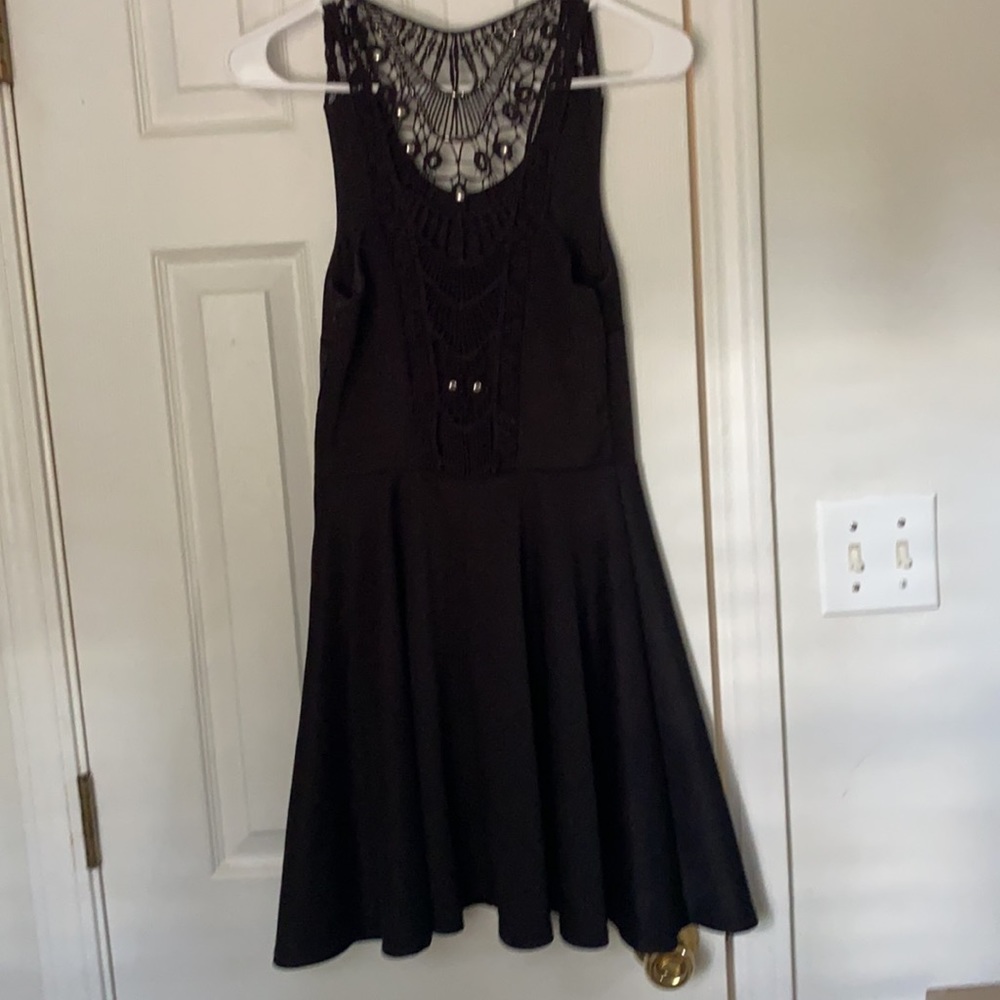 Dress - Picture 2 of 6